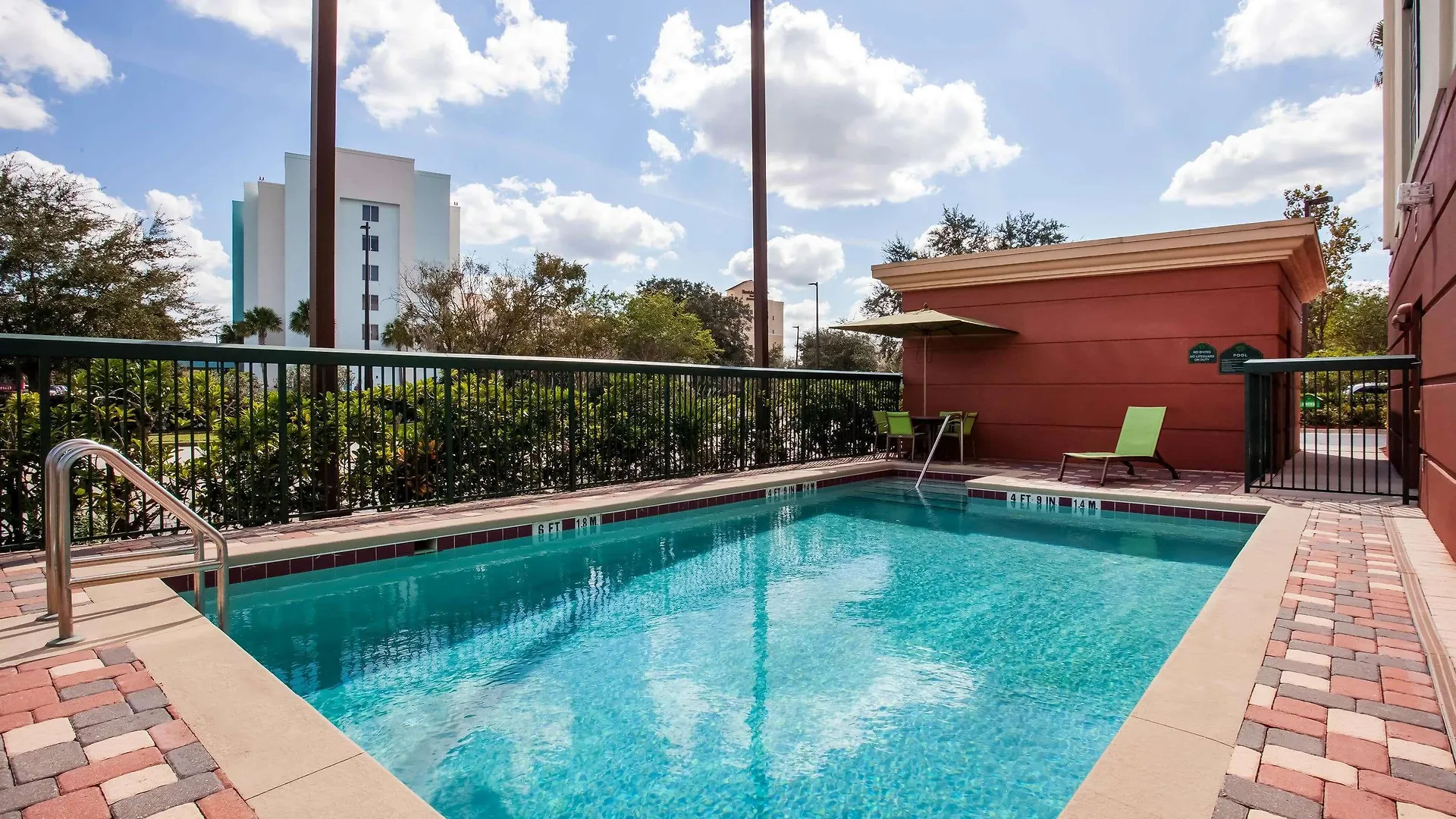 Wingate By Wyndham - Orlando International Airport- Free Hot Breakfast Hotel
