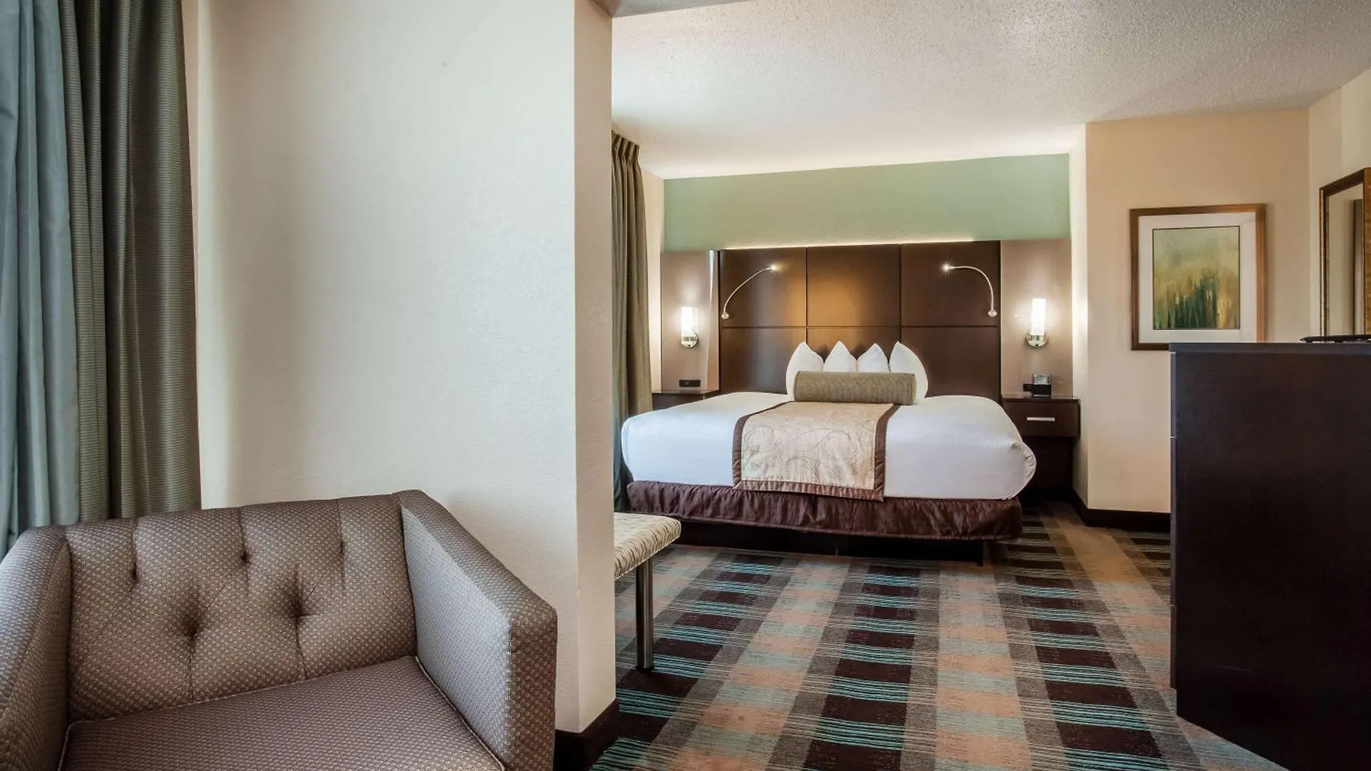 Wingate By Wyndham - Orlando International Airport- Free Hot Breakfast Hotel