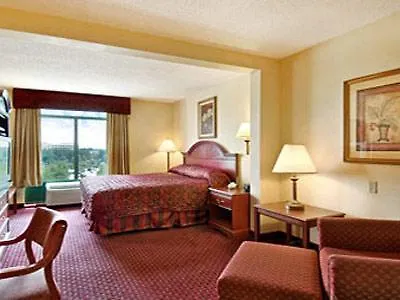 Wingate By Wyndham - Orlando International Airport- Free Hot Breakfast Hotel