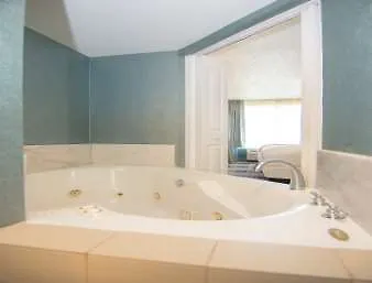 Wingate By Wyndham - Orlando International Airport- Free Hot Breakfast Hotel 3*,  United States