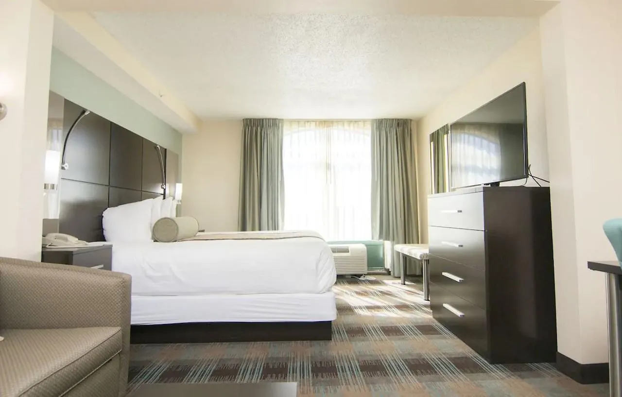 Wingate By Wyndham - Orlando International Airport- Free Hot Breakfast Hotel 3*,  United States